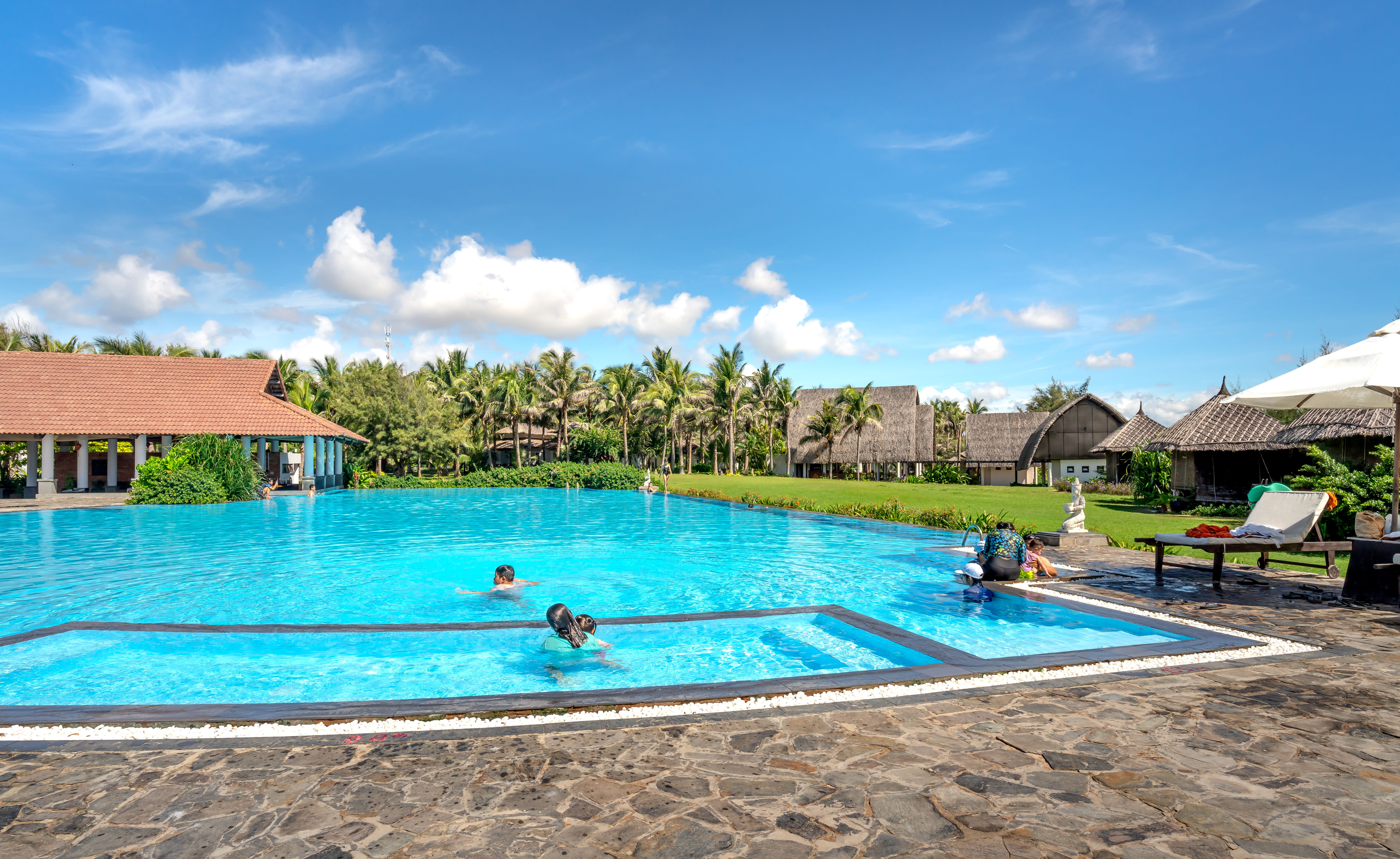 Pool inspection